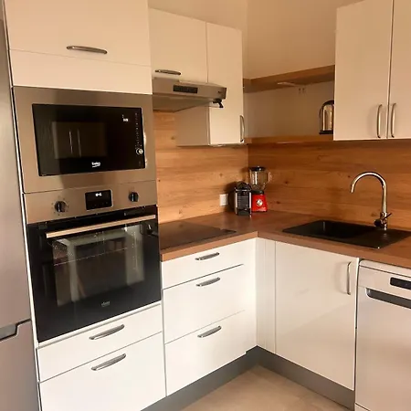 Daire T2 Cosy En Bord De Avec Terrasse, Piscine Et Parking Antibes