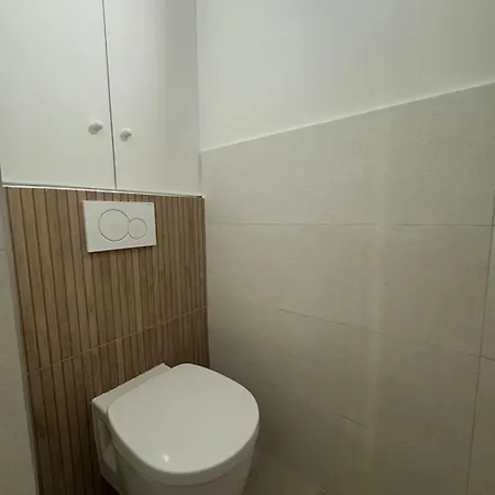 T2 Cosy En Bord De Avec Terrasse, Piscine Et Parking * Antibes