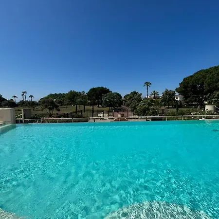 T2 Cosy En Bord De Avec Terrasse, Piscine Et Parking *